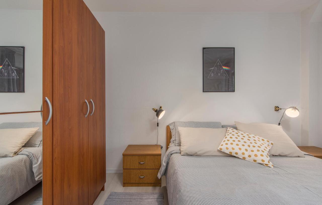 Apartman Bowie & Apartment Morgan Poreč Buitenkant foto